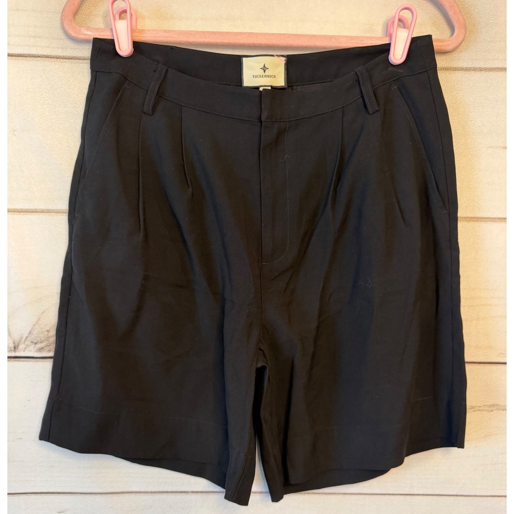 Tuckernuck Black Pleated High Waisted Tailored Shorts Size 4